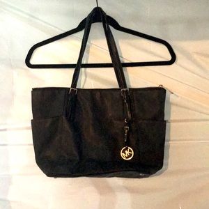Black Michael Kors 💼